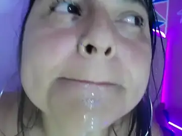 Stripchat Free Porn Cam of violetaass