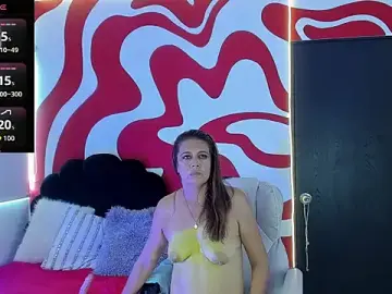 Stripchat Free Porn Cam of channelsmith_55