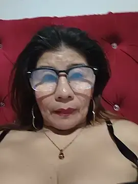 Stripchat Live Porn of fire_mommy