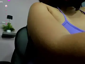 Stripchat Best Webcam of aryalla__
