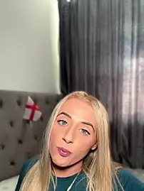Stripchat Live Sex of Strongqueen