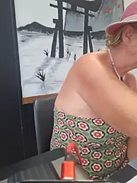 Stripchat Watch Live Sex Cams of Hot-Muci