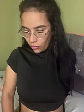 Shalimar1_ from stripchat
