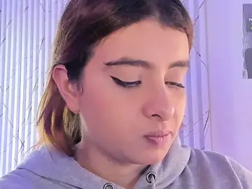 Stripchat Free Live Porn of Naomy_tay1