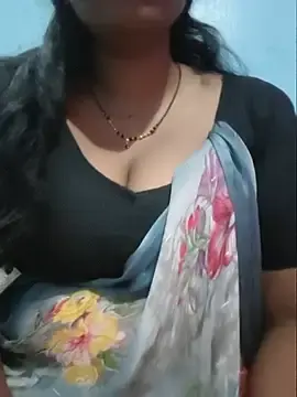 Sexyradha_ from stripchat