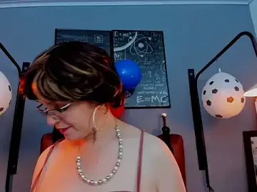 Stripchat Live Sex of Samantha_mature56
