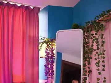 Stripchat Nude Webcam of ElyssawetXX