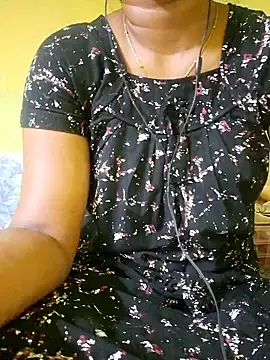 Stripchat Adult Webcam of tamil_kanaka
