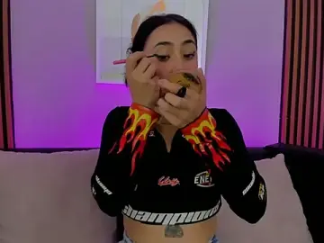 Stripchat Watch Live Sex Cams of Ariana_collinss