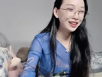 Stripchat Adult Video Chat of Lili-2