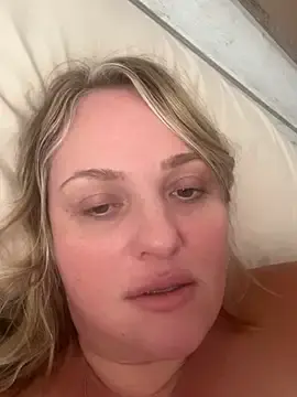 Stripchat Adult Webcam of 1SexyQueen
