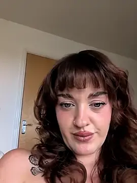 Stripchat Live Sex of Petite_Juicy_Olive