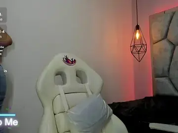 Stripchat Free Porn Cam of Addyy_02
