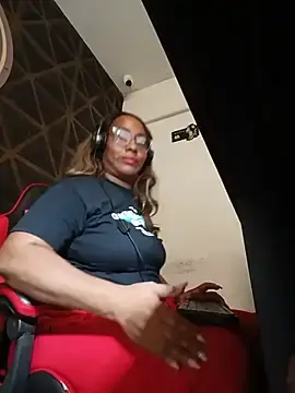 Stripchat Live Sex of AmbarthSmiith2