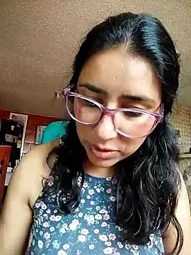 Im_Alma_ from stripchat