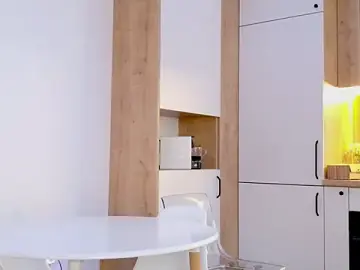 Stripchat Sex Cam of LilouKat