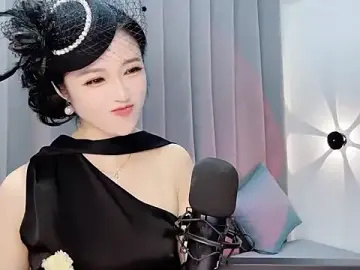Stripchat Sex Cam of Momo-Wow