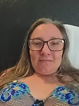 Stripchat Adult Video Chat of Izzylove47