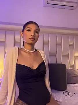 Stripchat Live Porn of Mimi_Nyx