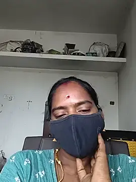 Stripchat Nude Webcam of Tamil_Sangeetha