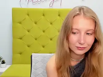 Stripchat Free Porn Cam of LolaWilsons