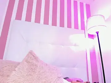Molly_h0t from stripchat
