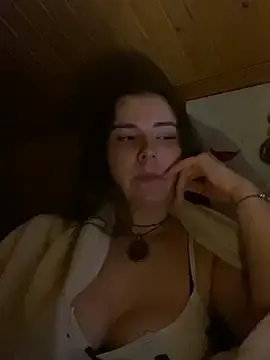 mewKate from stripchat