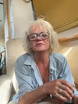 Stripchat Best live sex cam show of ladyboatlady
