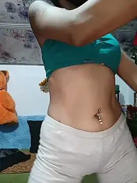 emali_baba from stripchat