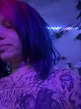 Stripchat Free Live Porn of Toxii-