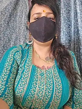 cute-tanvi from stripchat