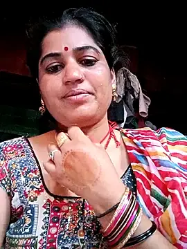 Hot_kamla from stripchat