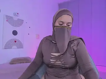 Aminaa_Kaarim from stripchat
