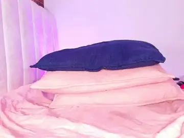 Stripchat Live Sex Cam of _ebony-queen_