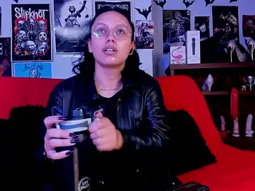Stripchat Live Sex Cam of lilith-deveraux