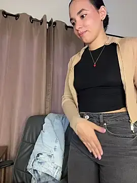 Stripchat Nude Webcam of Capricho_01
