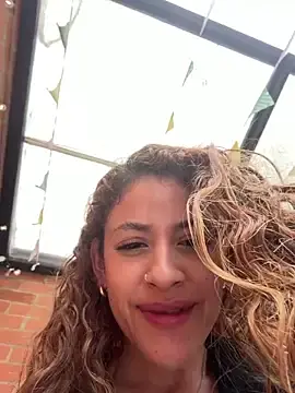 Stripchat Live Sex Cam of alana15