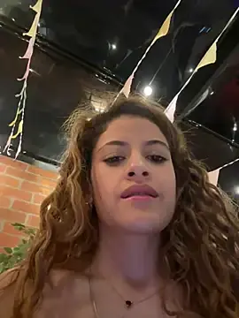 Stripchat Nude Webcam of alana15