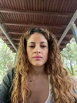 Stripchat Free Live Porn of alana15