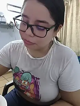 Stripchat Live Porn of saenz_eymi