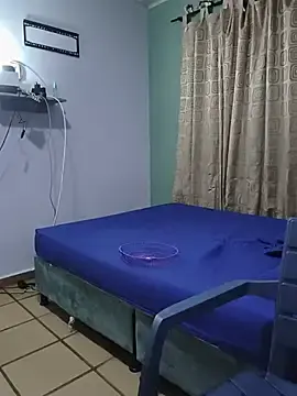 Stripchat Free Porn Cam of saenz_eymi