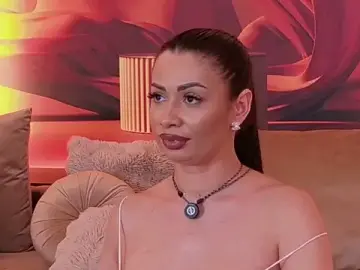 Stripchat Best live sex cam show of RubyLuxee