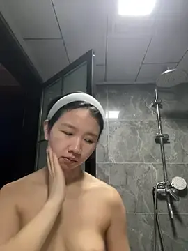 Stripchat Free Porn Cam of QMQM6
