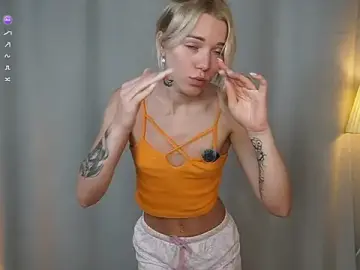 Stripchat Free Live Porn of DianeHonnette