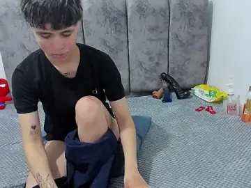 Stripchat Live Sex Cam of Bruno_Cruzz
