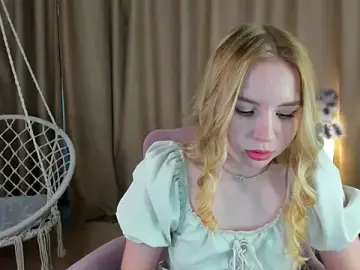 Stripchat Live Sex Cam of Linda__Bloom