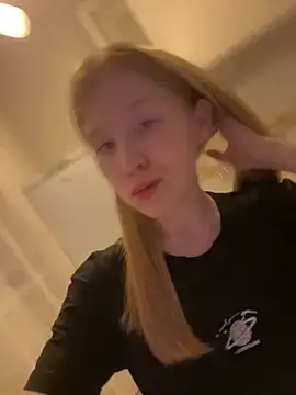 Stripchat Live Porn of Eva_Weyne