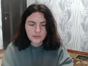 AlinaxJames from stripchat