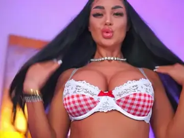 Stripchat Best live sex cam show of LatinaMorene