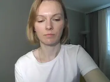 Stripchat Sex Cam of AdelleLovee_